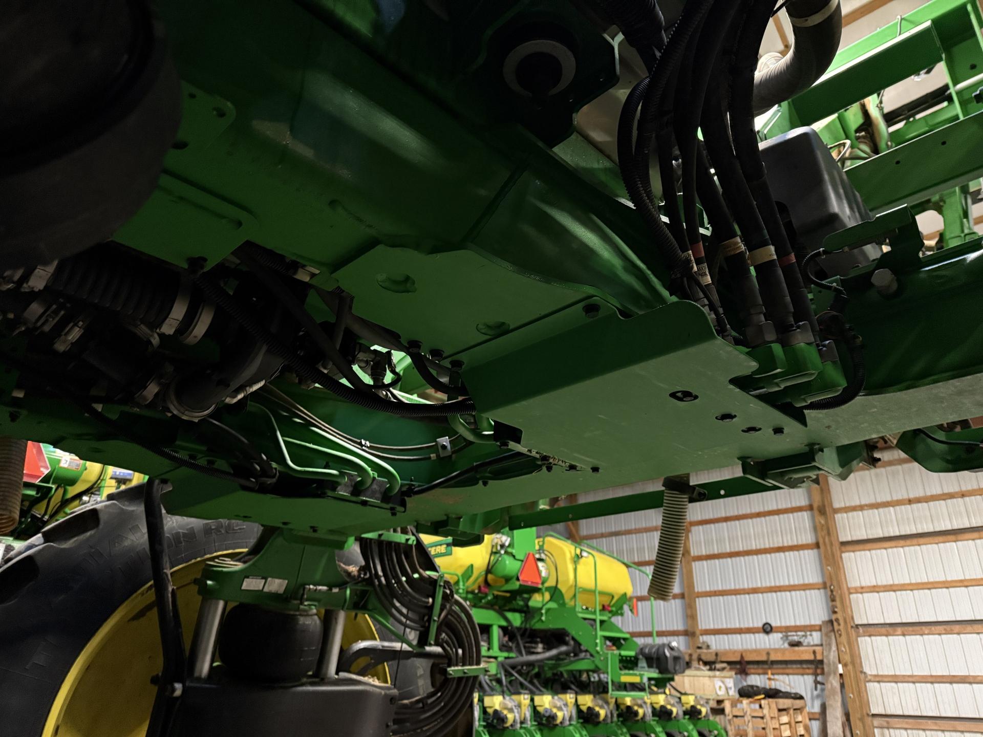 2020 John Deere R4038 Image