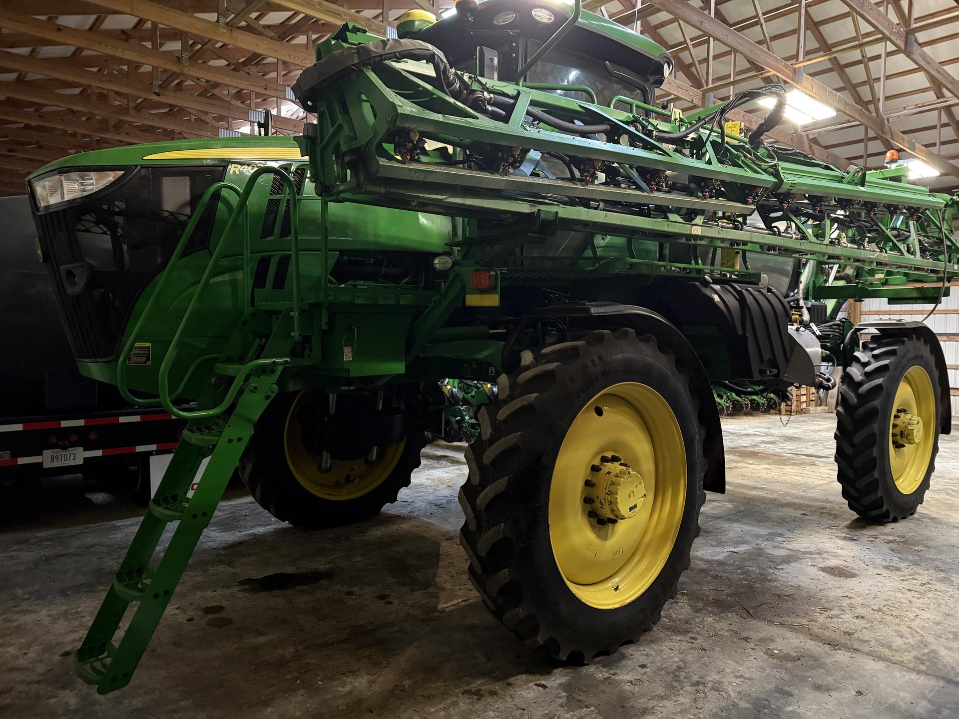 2020 John Deere R4038 Image