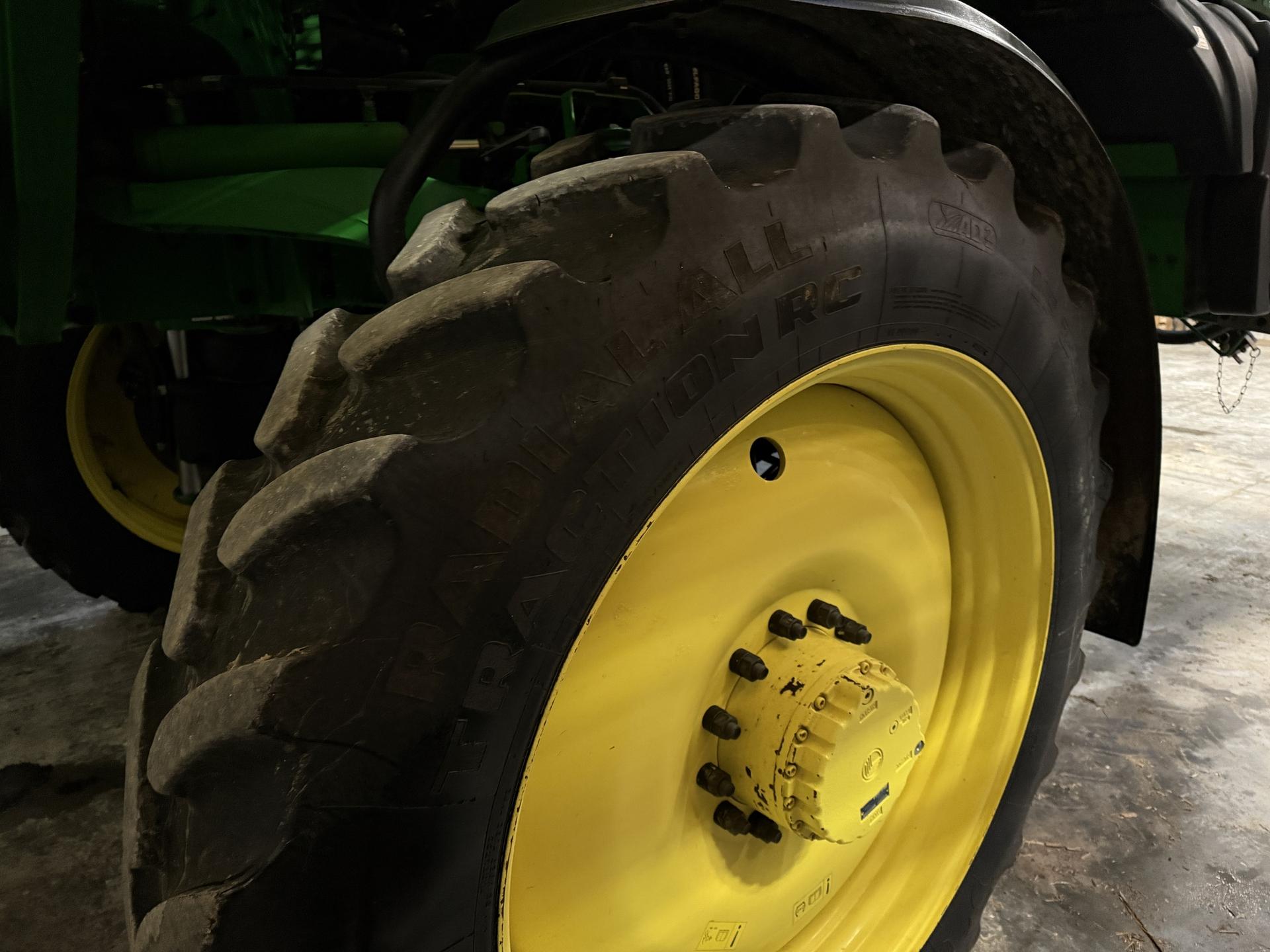 2020 John Deere R4038 Image