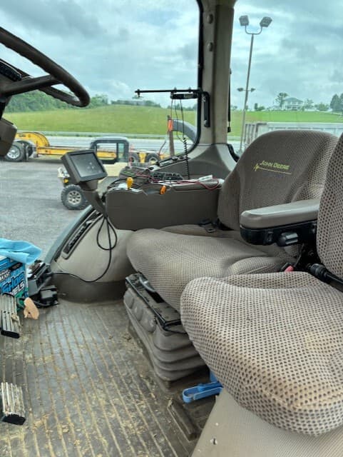 2012 John Deere 8285R Image