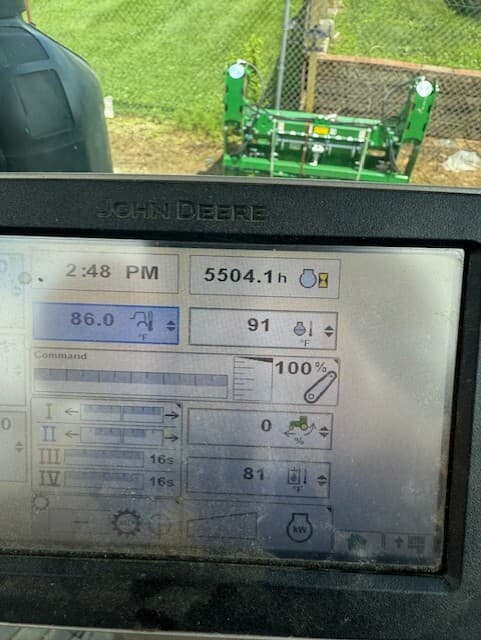 2012 John Deere 8285R Image
