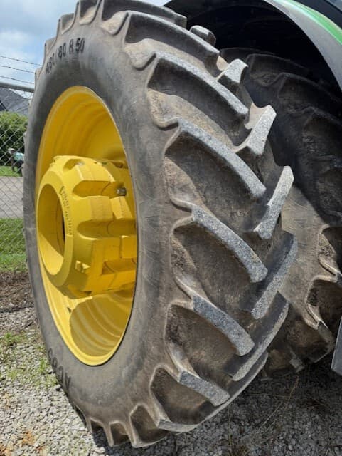 2012 John Deere 8285R Image