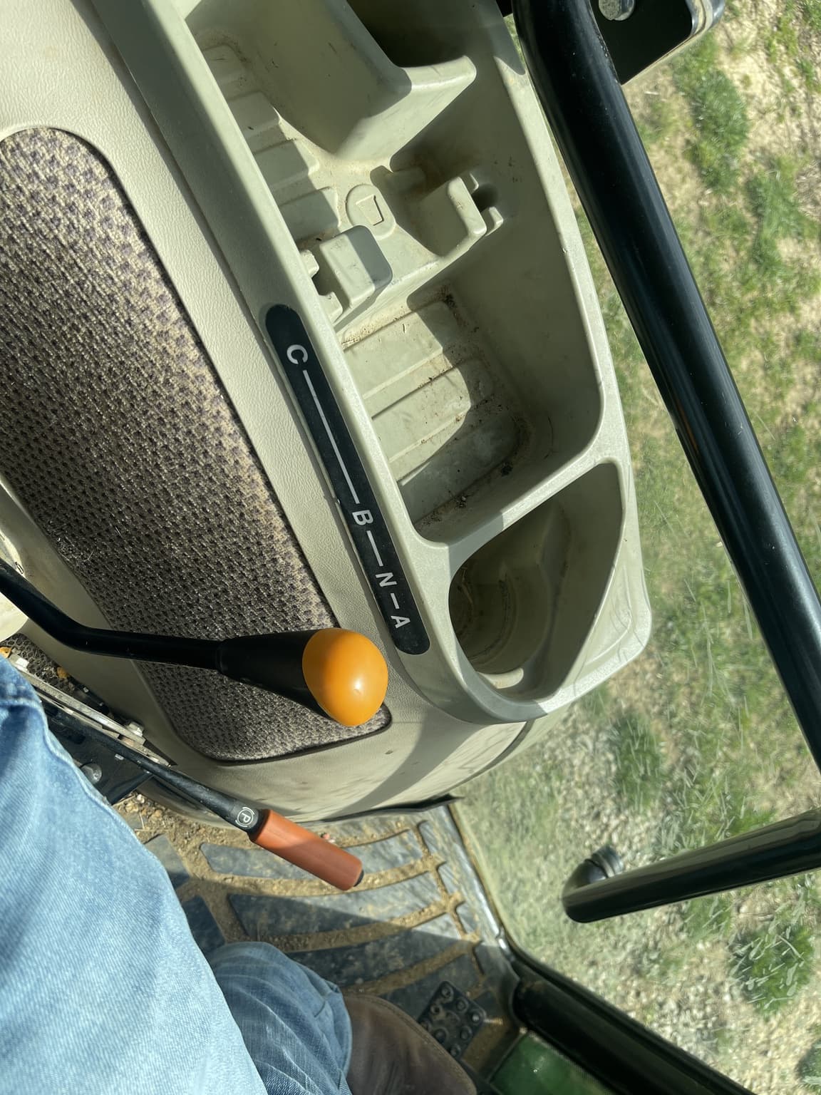2014 John Deere 3039R Image