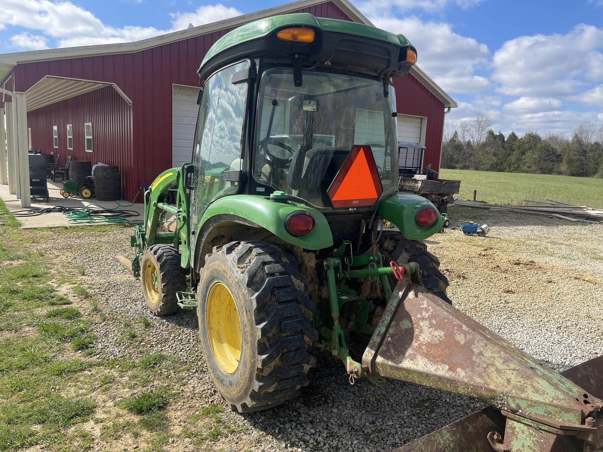 2014 John Deere 3039R