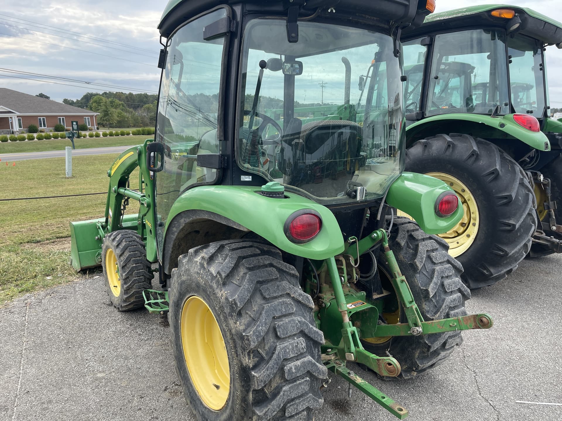 2014 John Deere 3039R Image