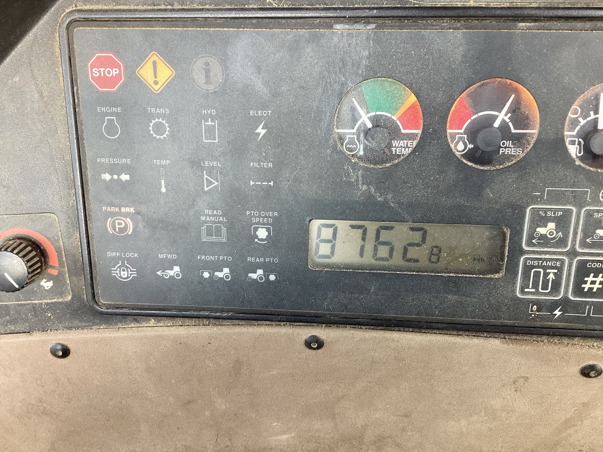 1998 John Deere 8400 Image