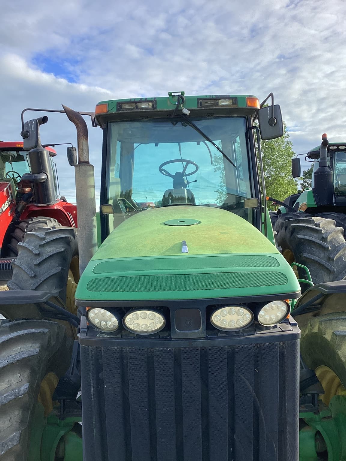 1998 John Deere 8400 Image