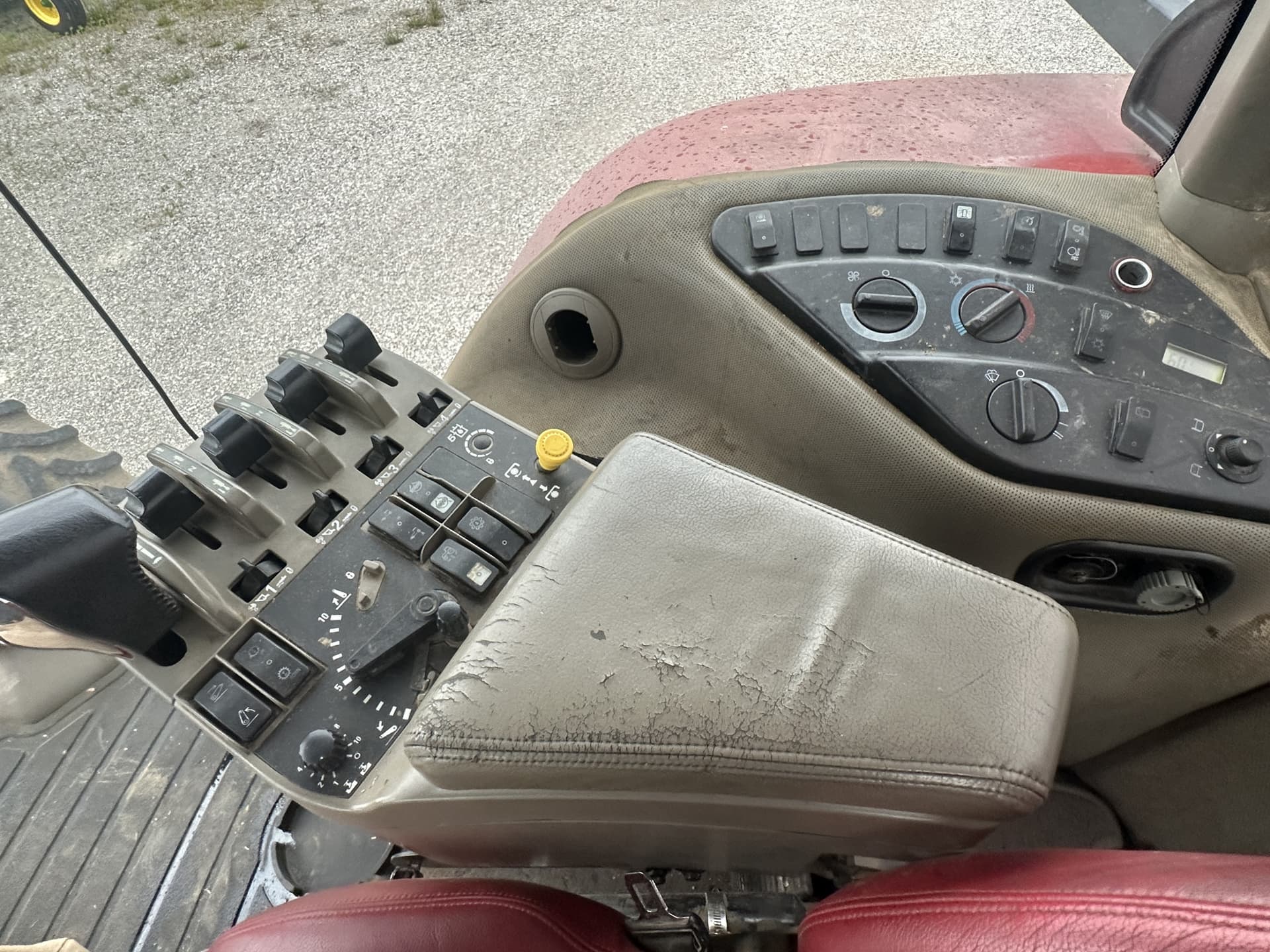 2003 Case IH MX255 Image