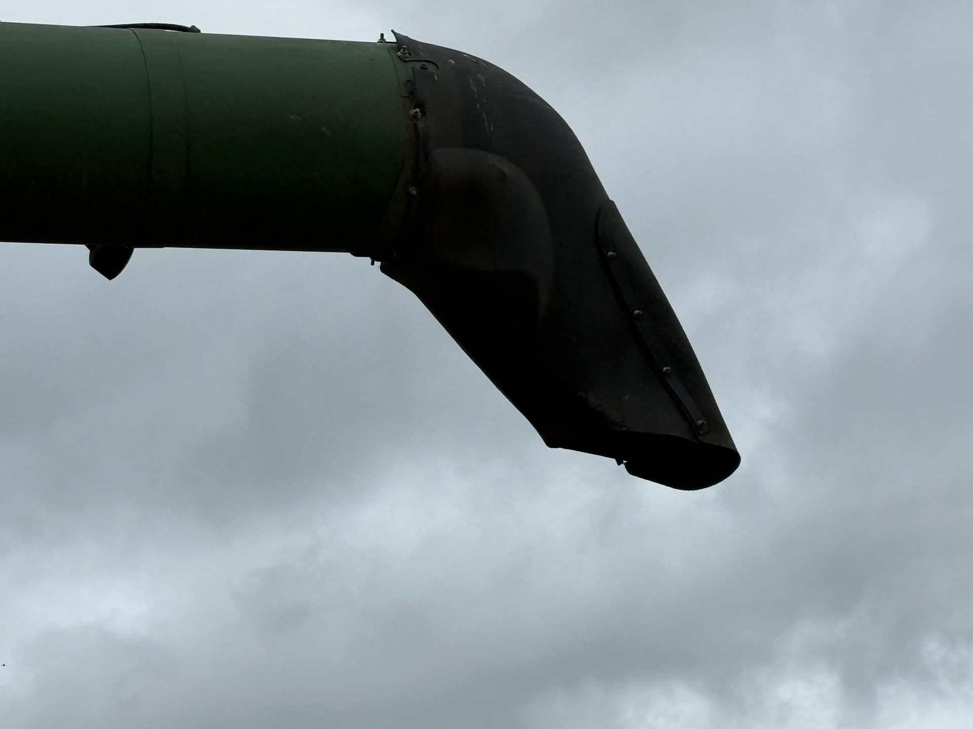 2013 John Deere S680 Image