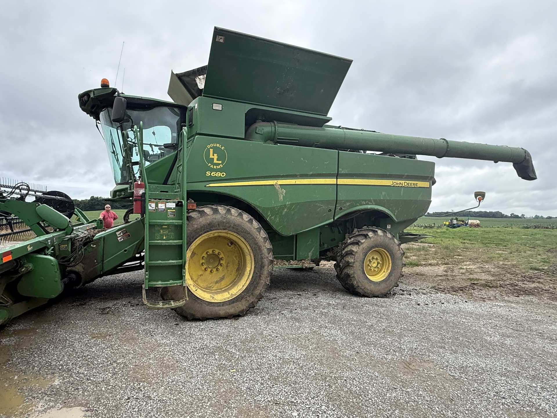 2013 John Deere S680 Image