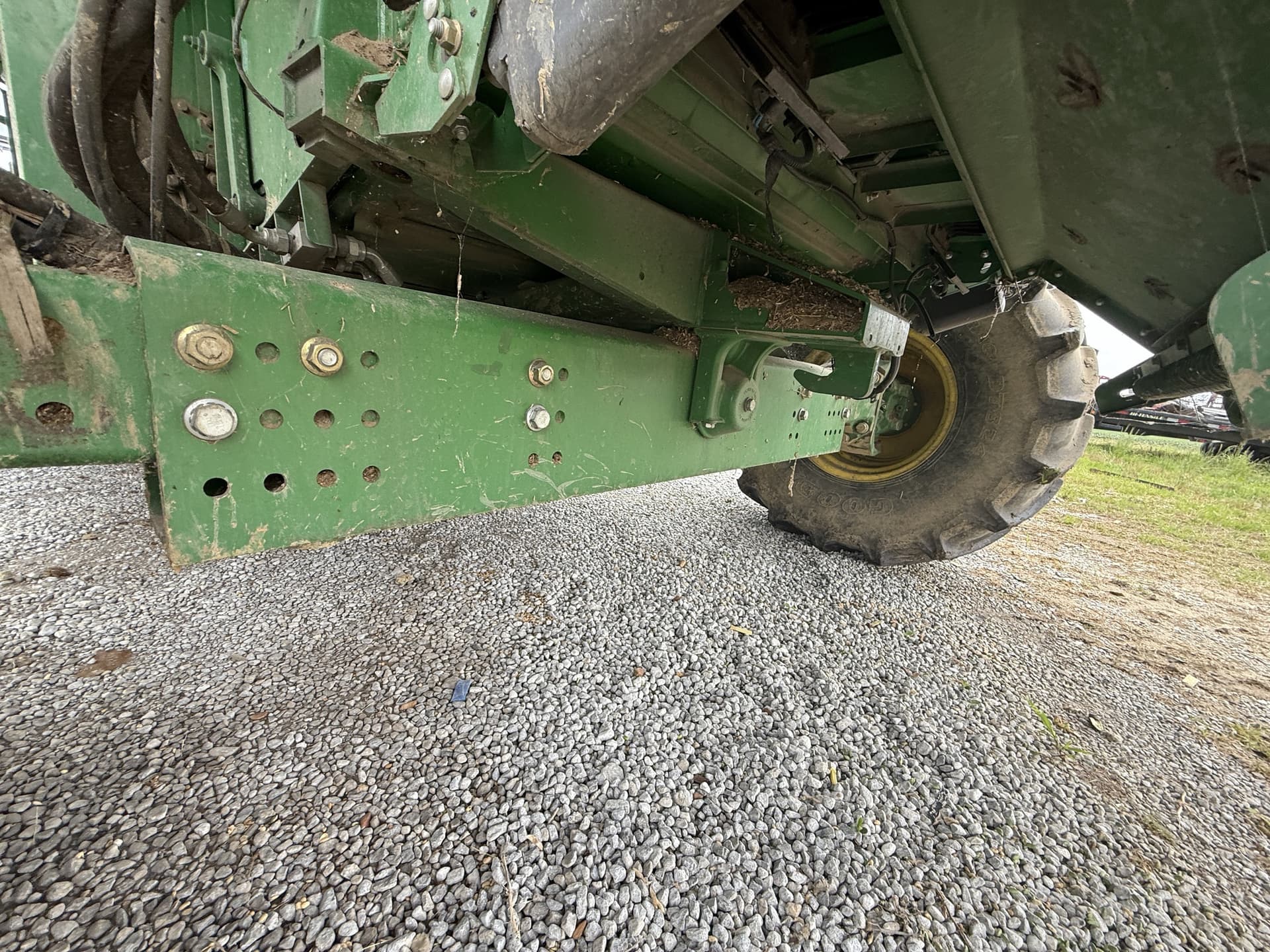 2013 John Deere S680 Image