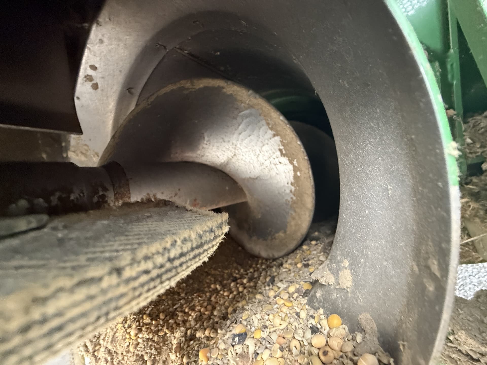 2013 John Deere S680 Image