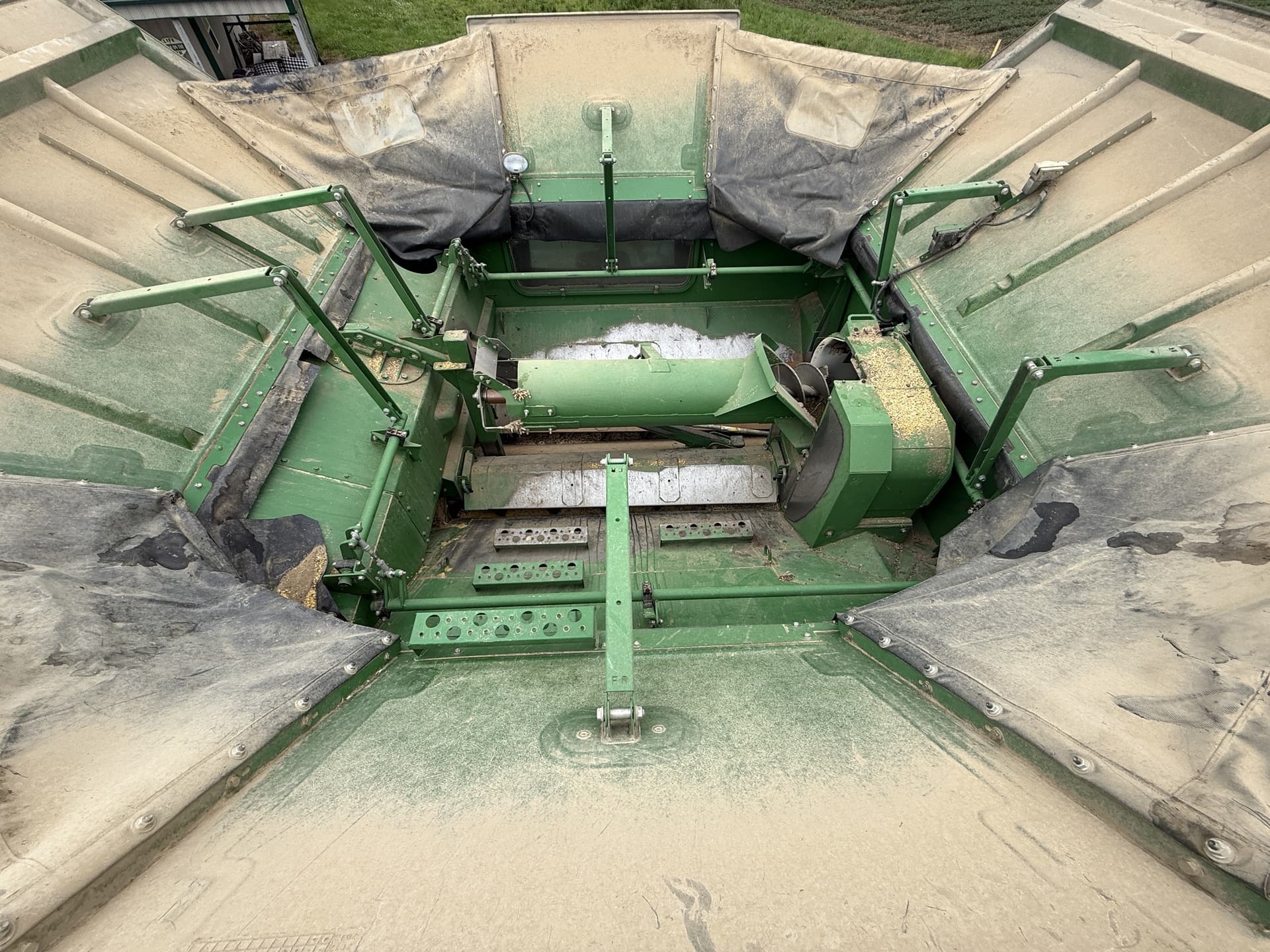 2013 John Deere S680 Image