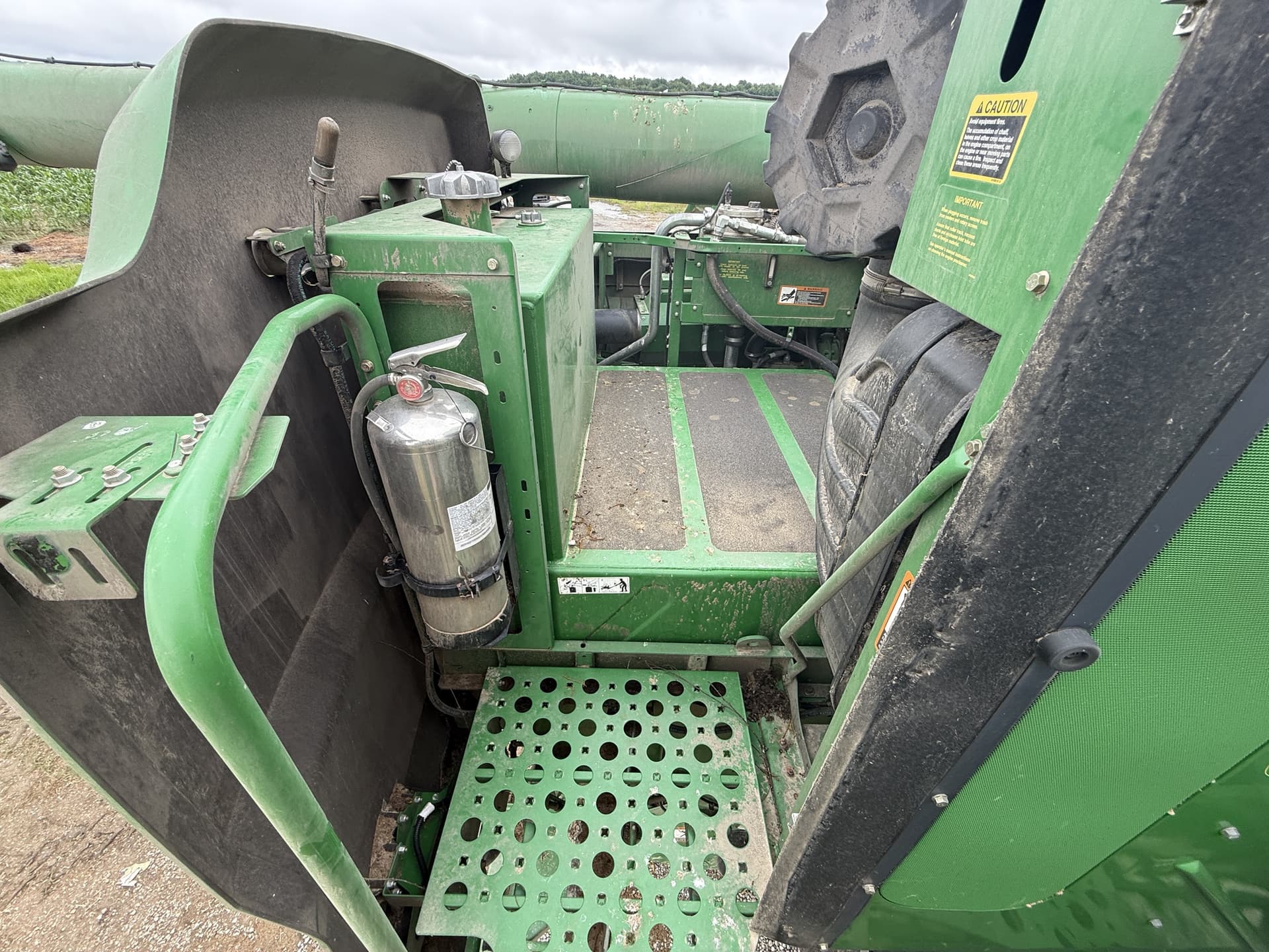 2013 John Deere S680 Image