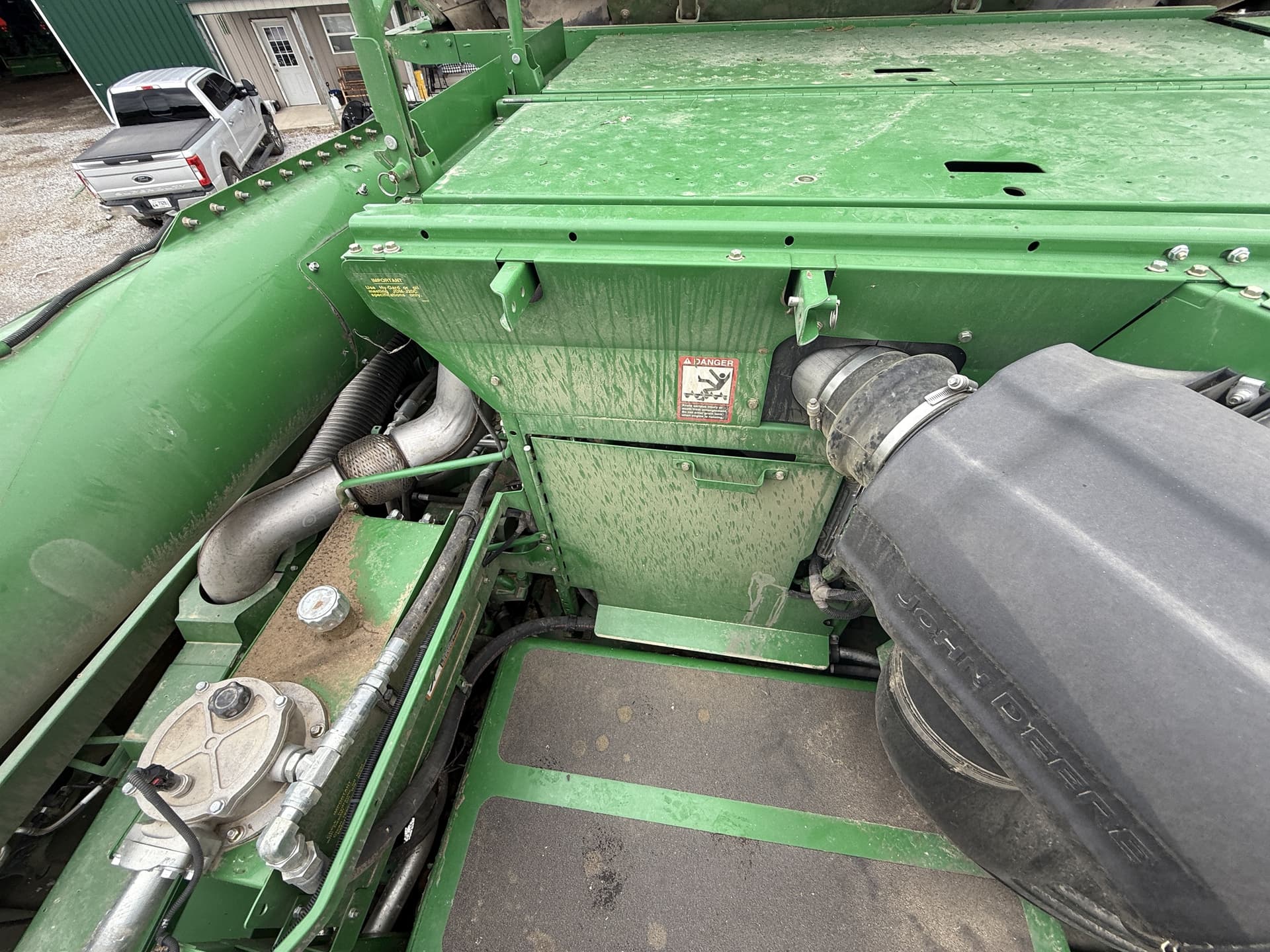 2013 John Deere S680 Image