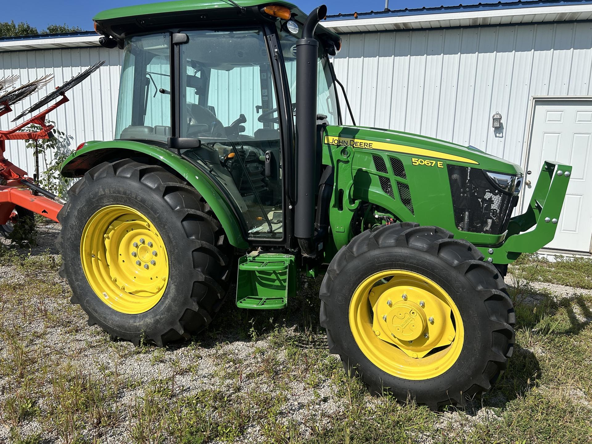 2023 John Deere 5067E Image