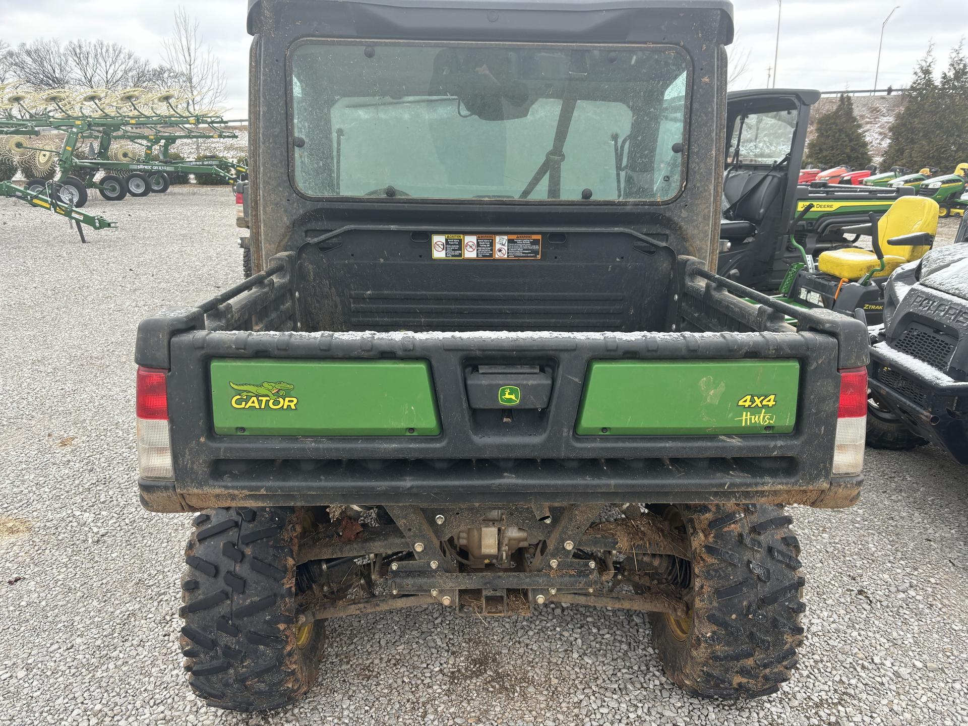 2023 John Deere XUV 865M Image