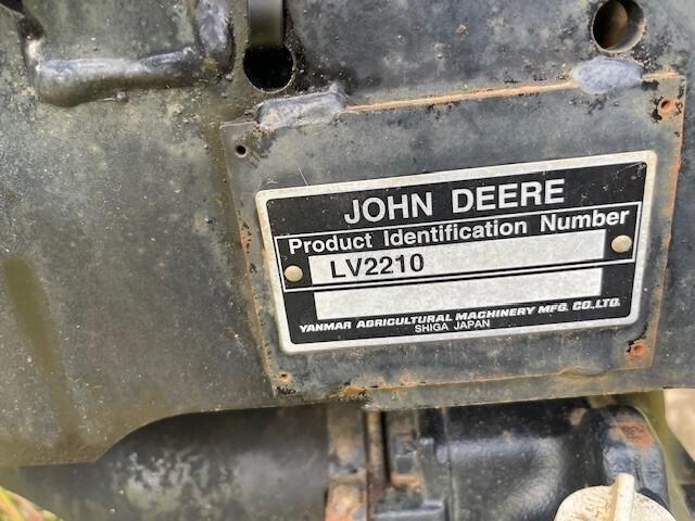 2004 John Deere 2210 Image