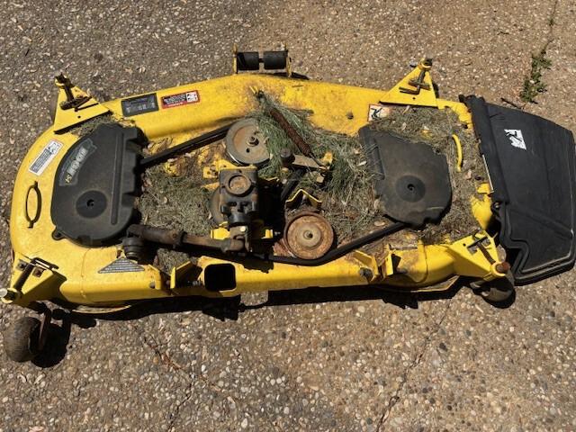 2004 John Deere 2210 Image