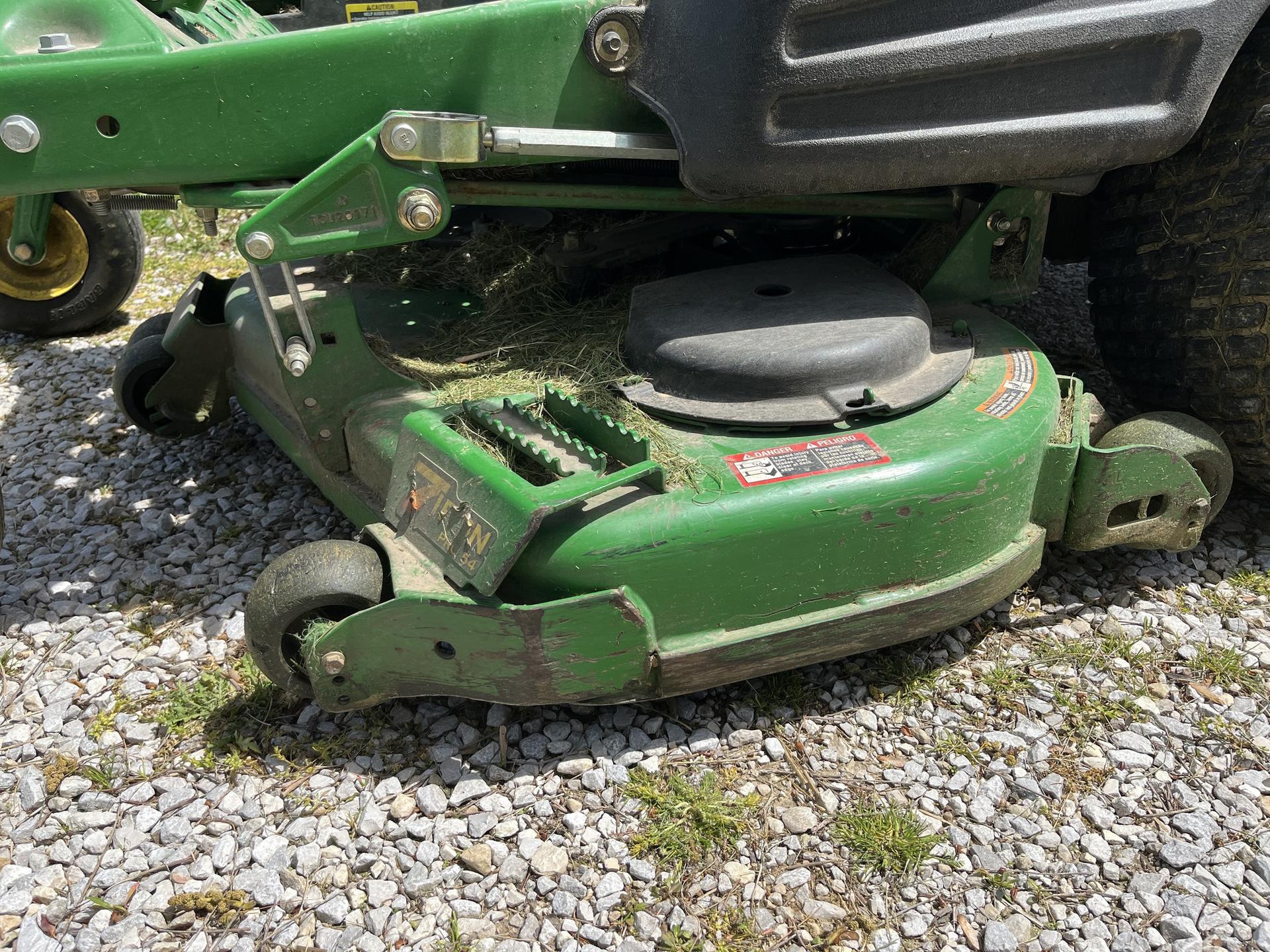 2012 John Deere Z910A Image