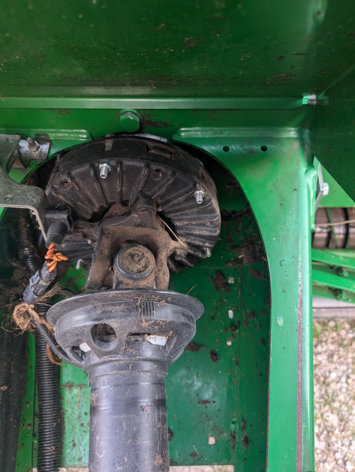 2016 John Deere 569 Std Image