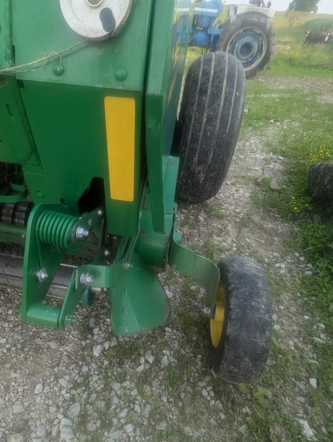 2016 John Deere 569 Std Image