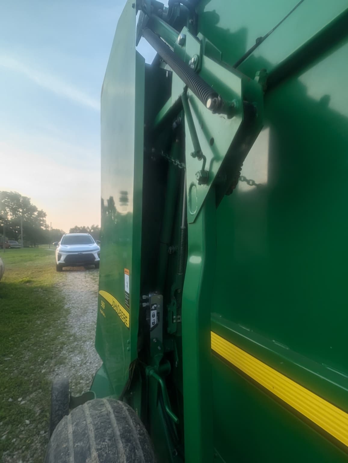 2016 John Deere 569 Std Image