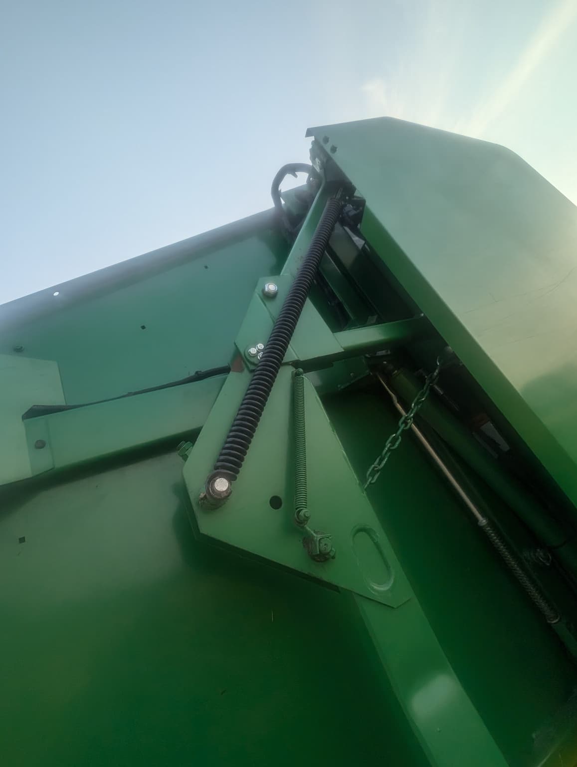 2016 John Deere 569 Std Image