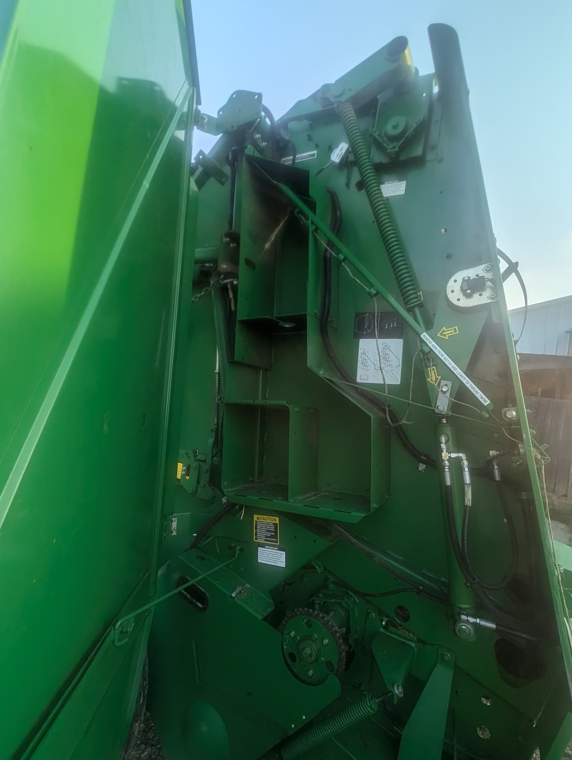 2016 John Deere 569 Std Image