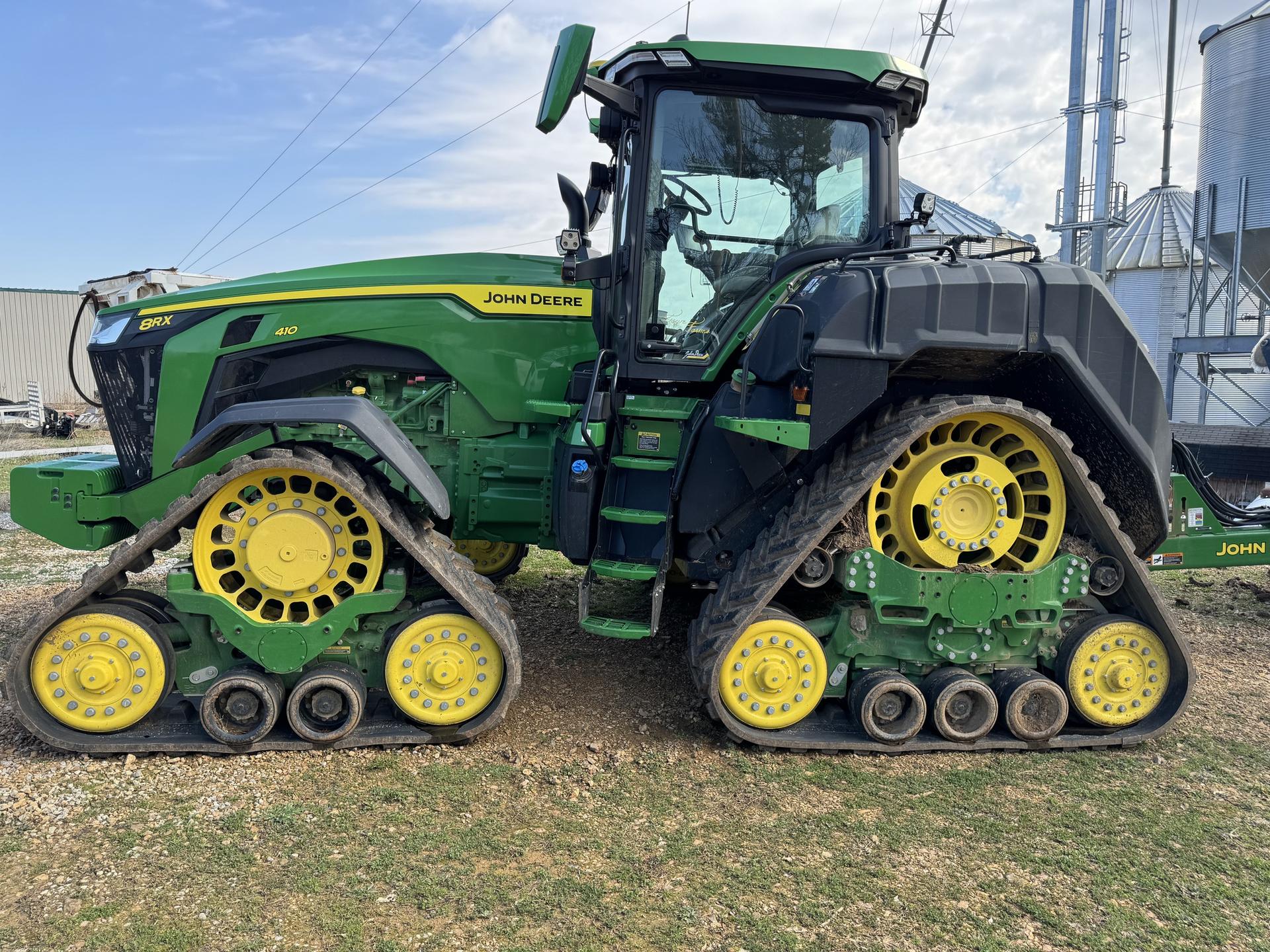 2023 John Deere 8RX 410