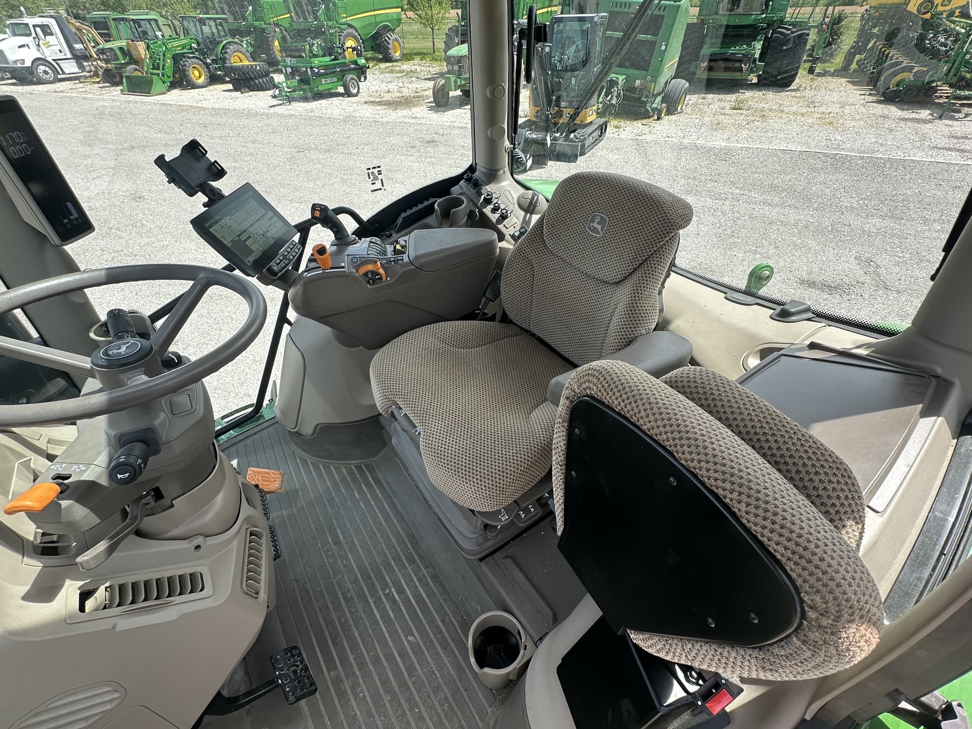2024 John Deere 6R 145 Image