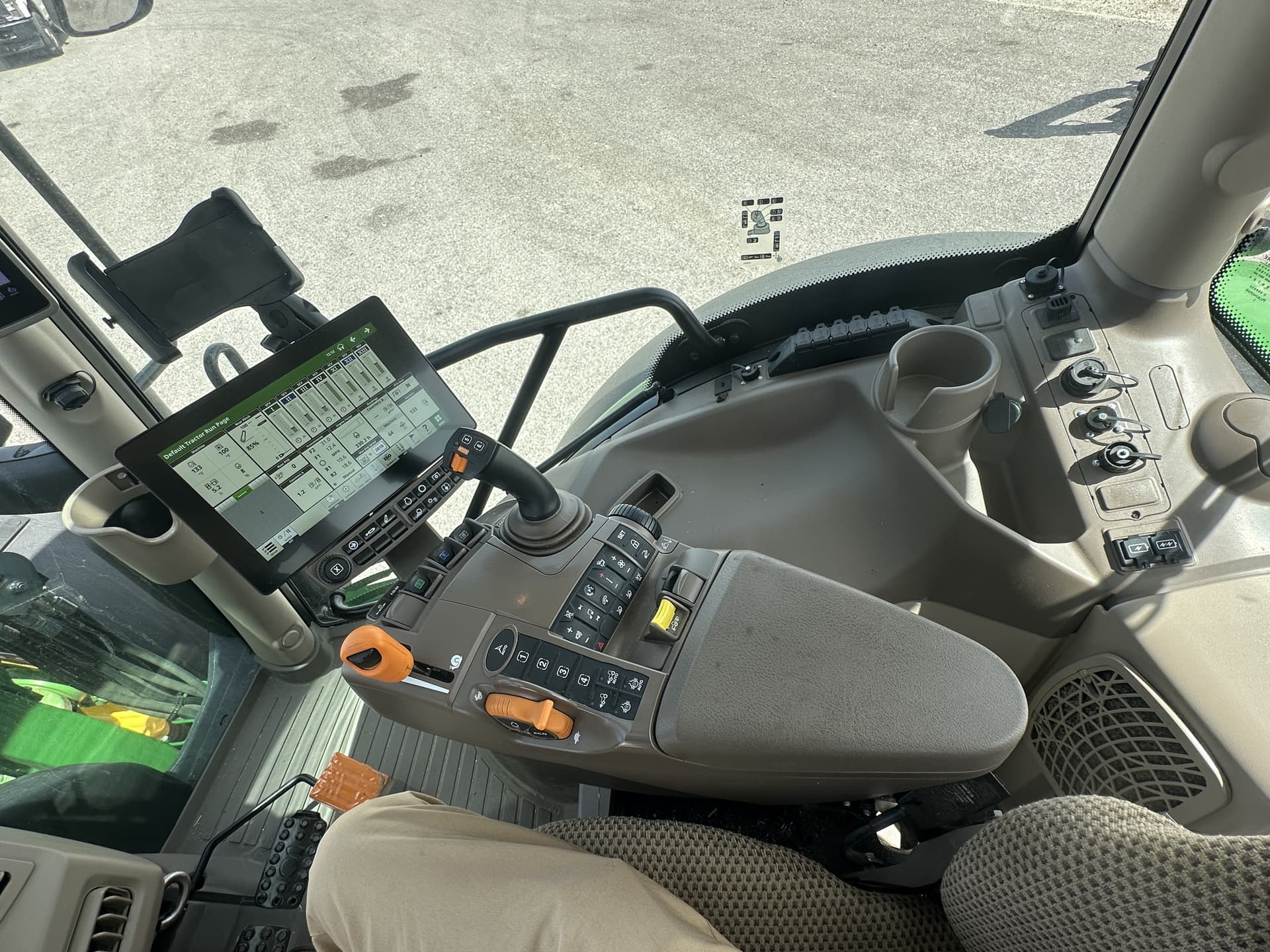 2024 John Deere 6R 145 Image