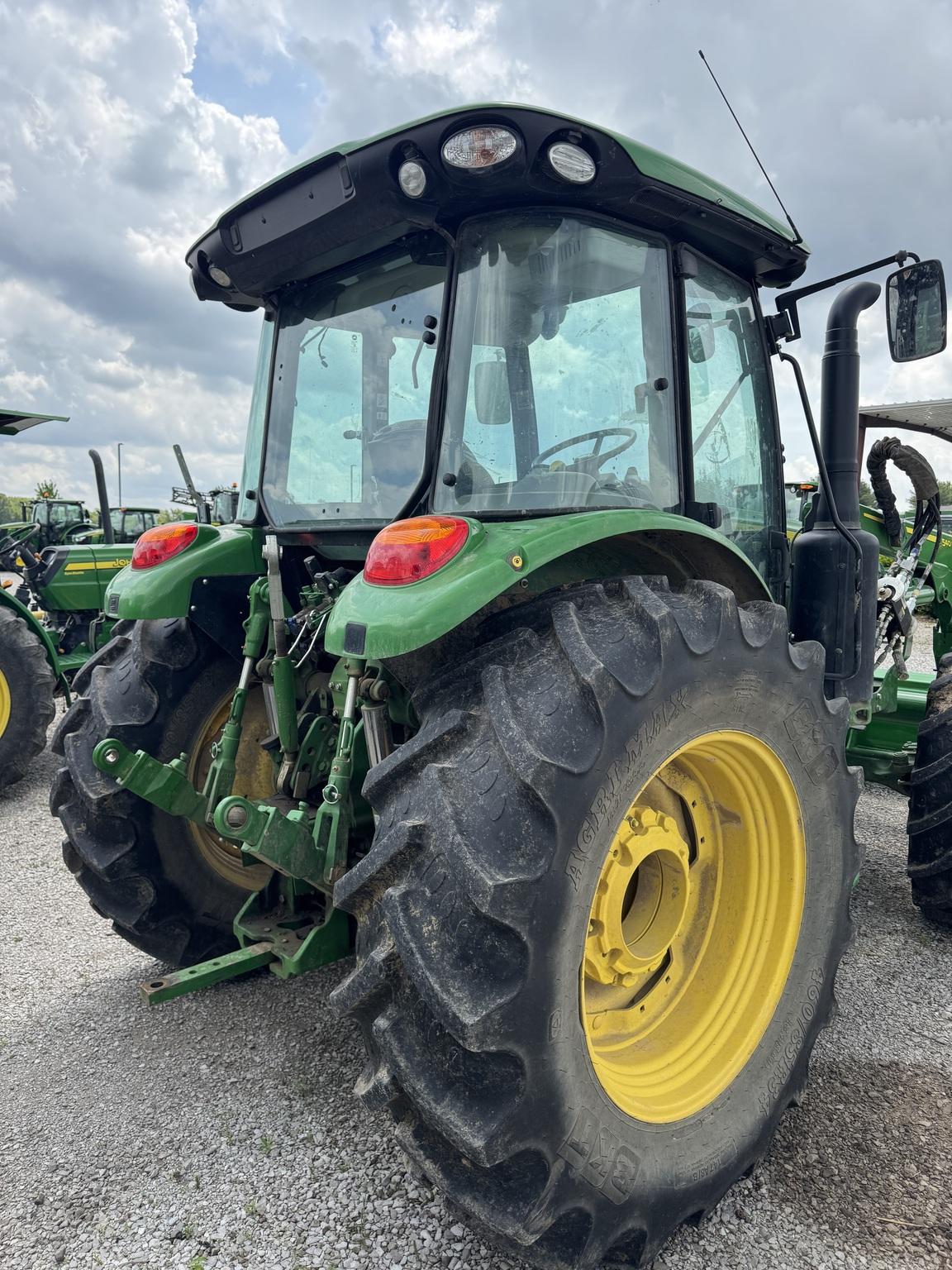 2023 John Deere 5120M Image
