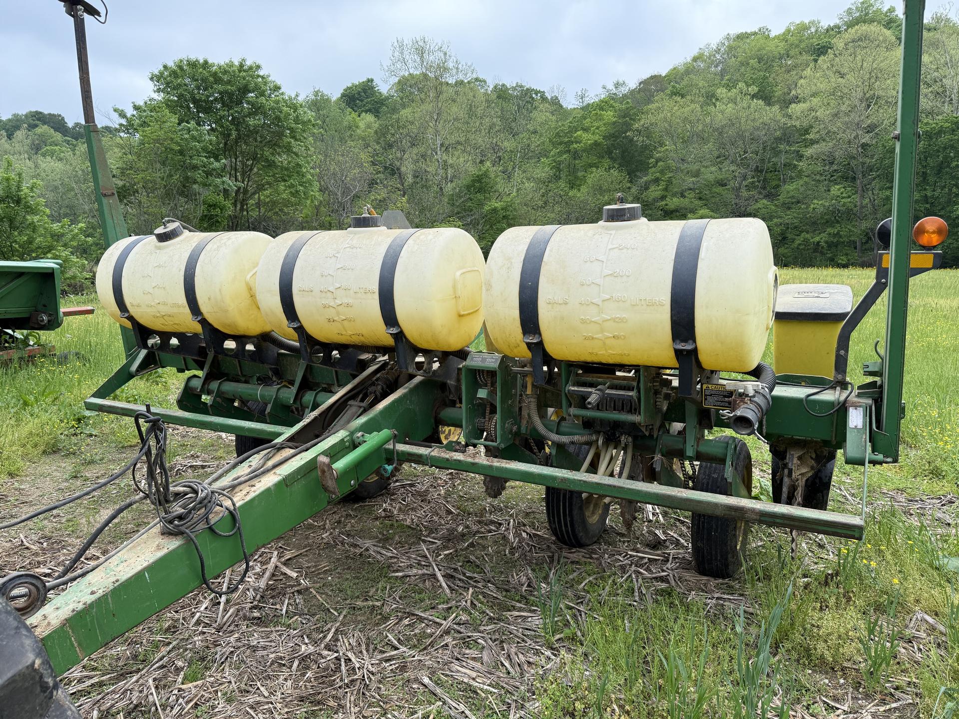 1994 John Deere 7200 Image