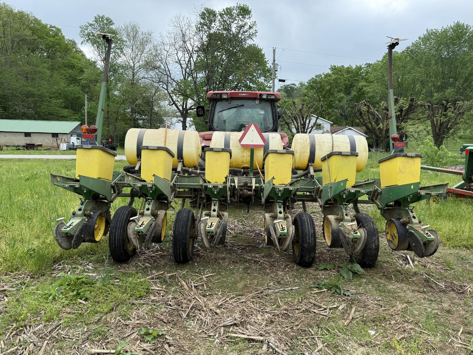 1994 John Deere 7200 Image