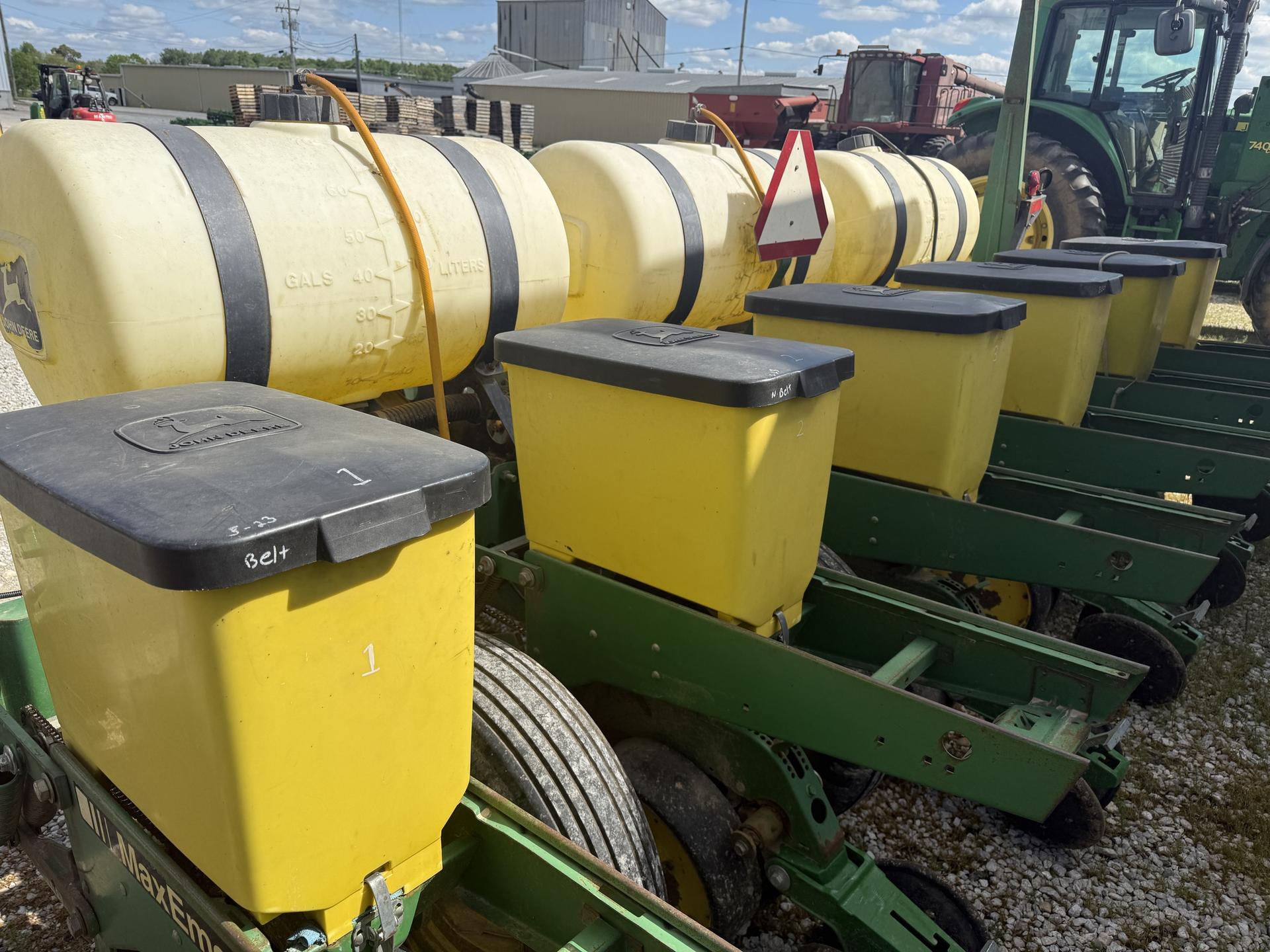 1994 John Deere 7200 Image