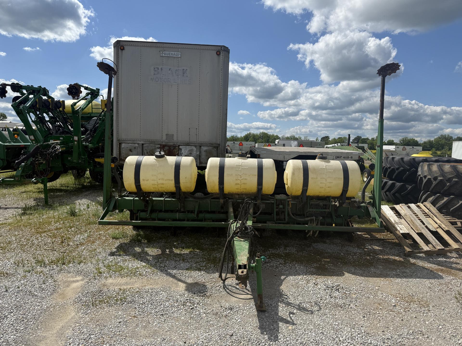 1994 John Deere 7200 Image