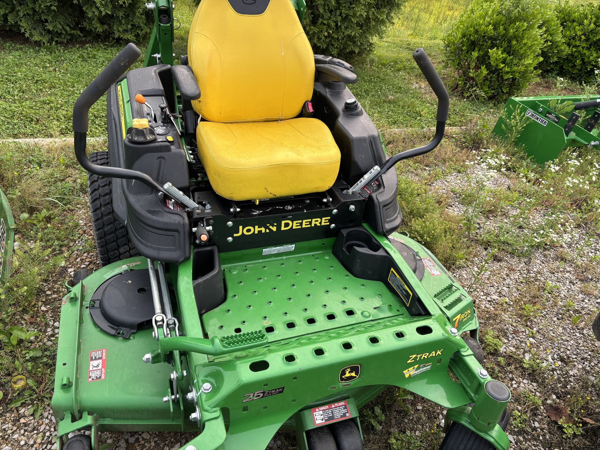 2022 John Deere Z920M Image