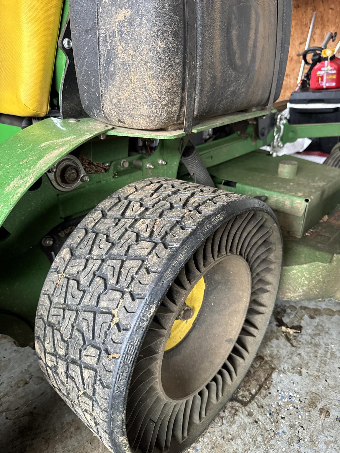 2022 John Deere 661R Image