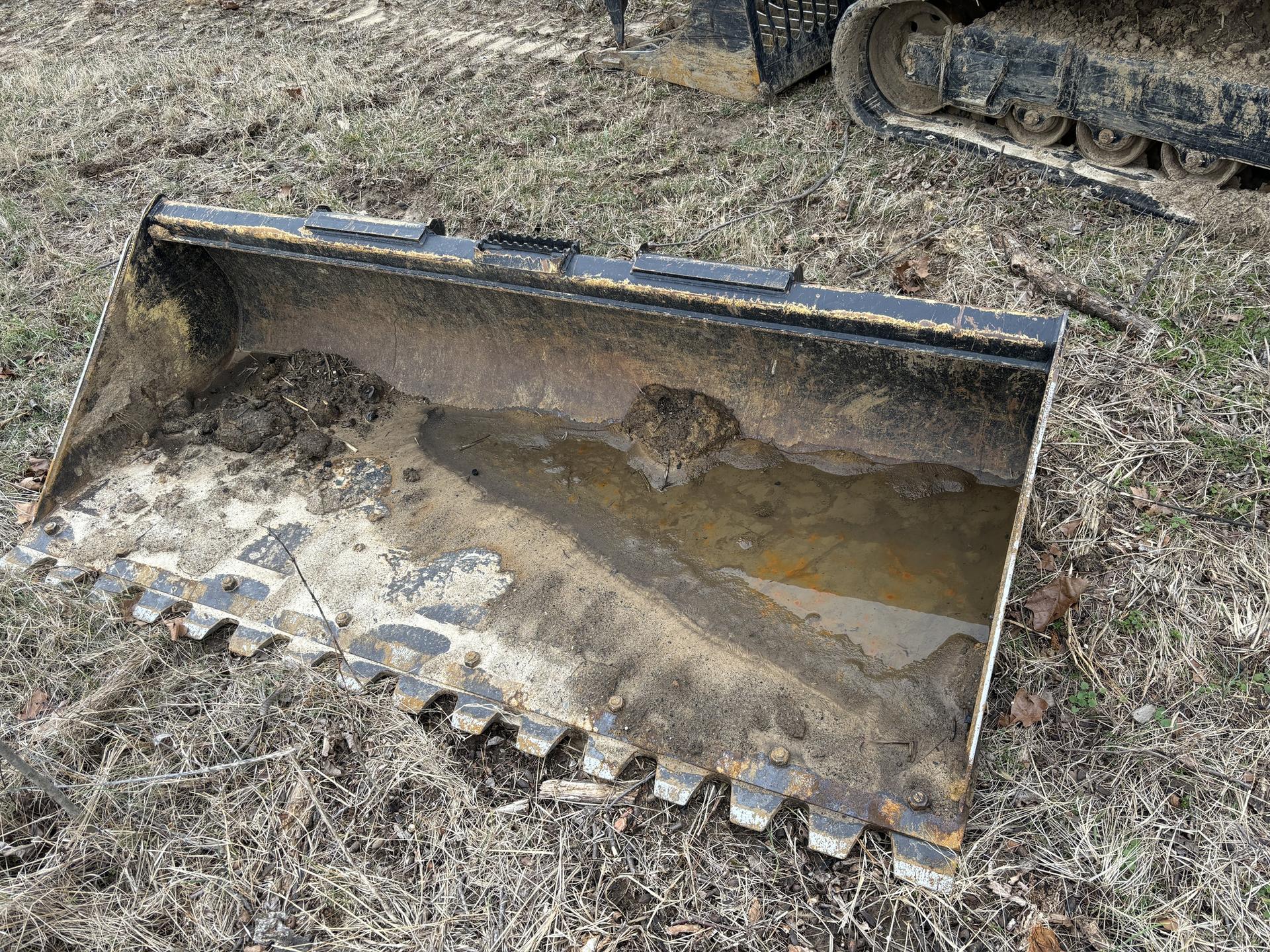 2018 John Deere 333G Image