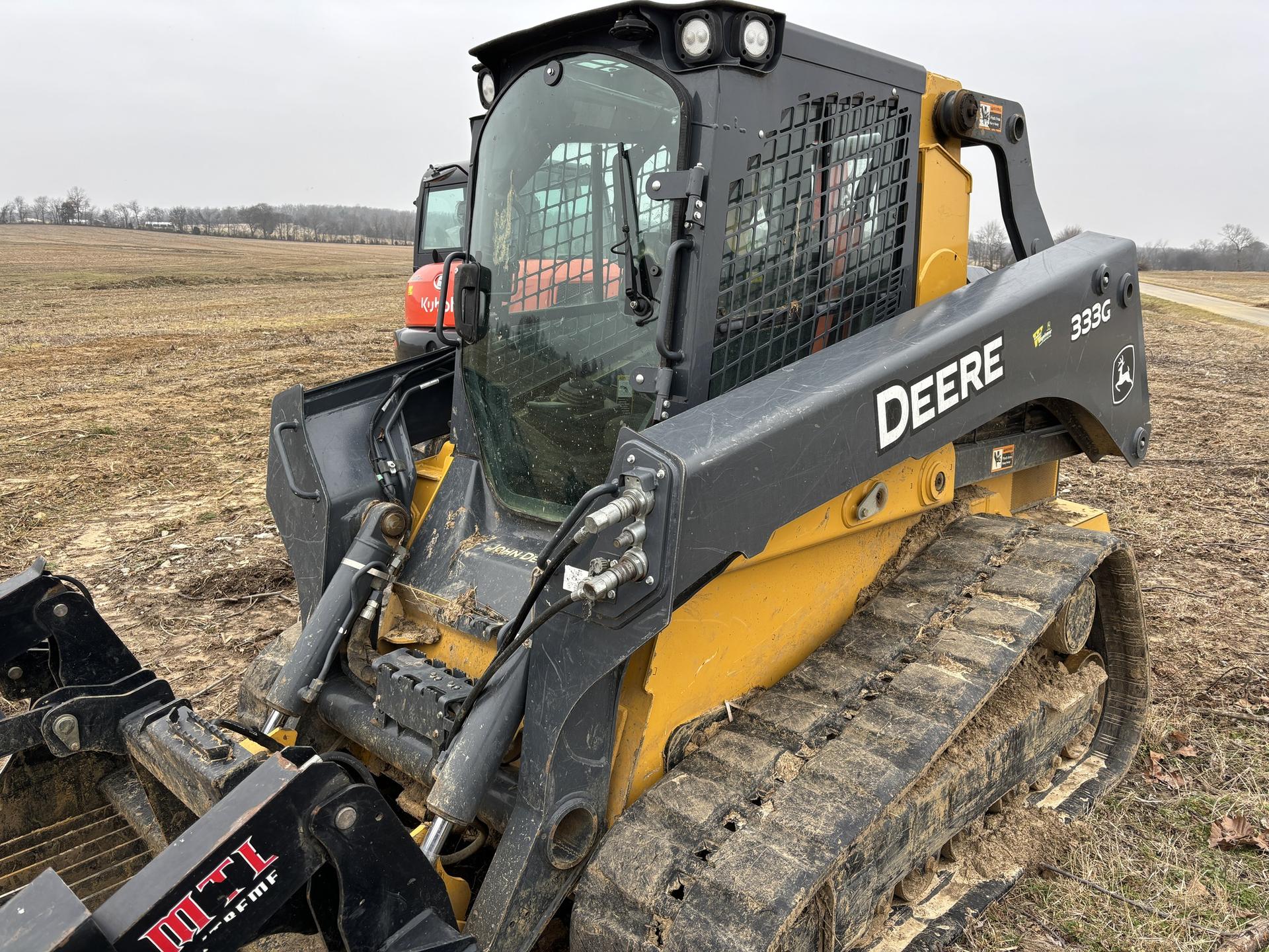2018 John Deere 333G Image