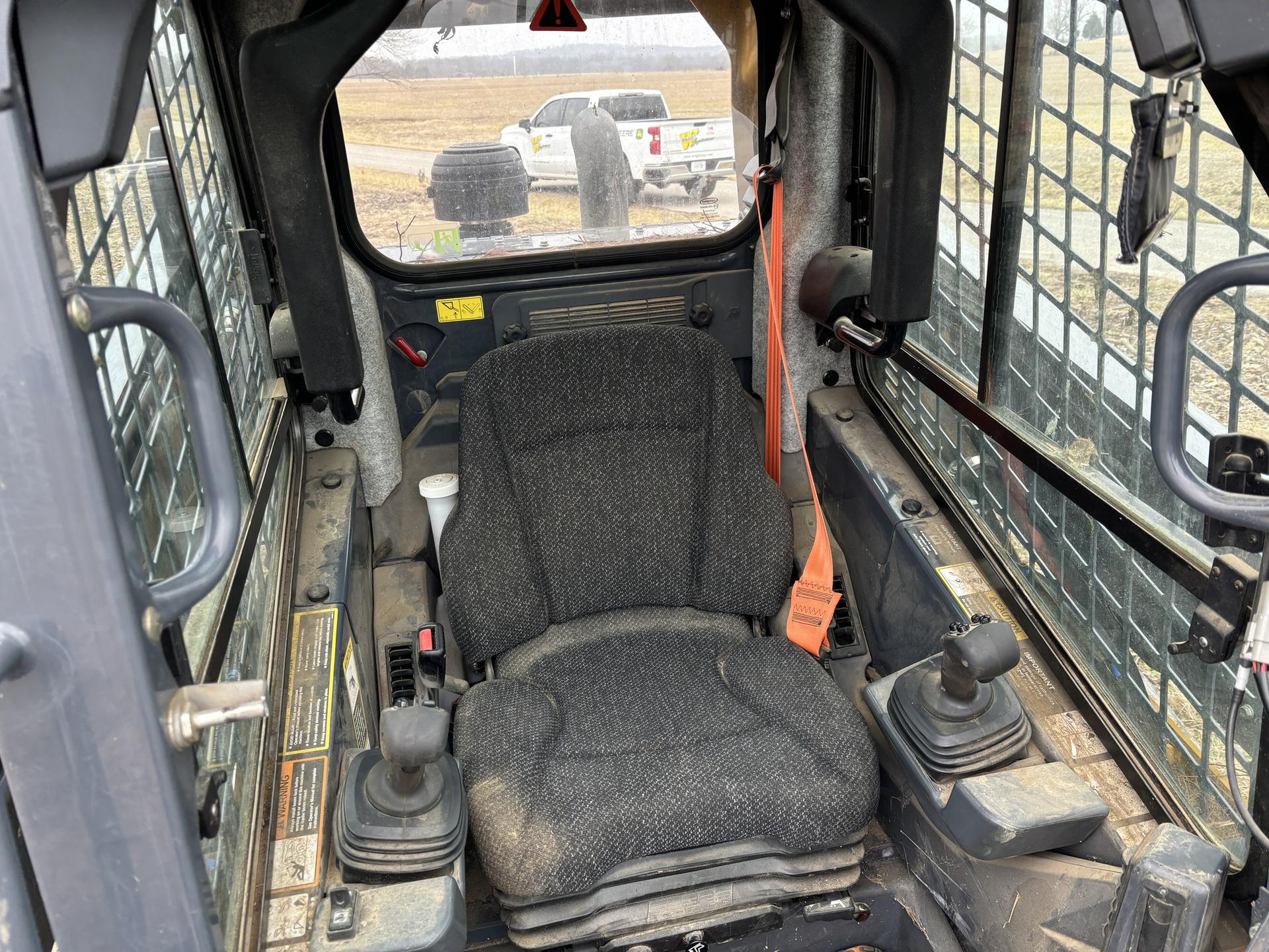 2018 John Deere 333G Image