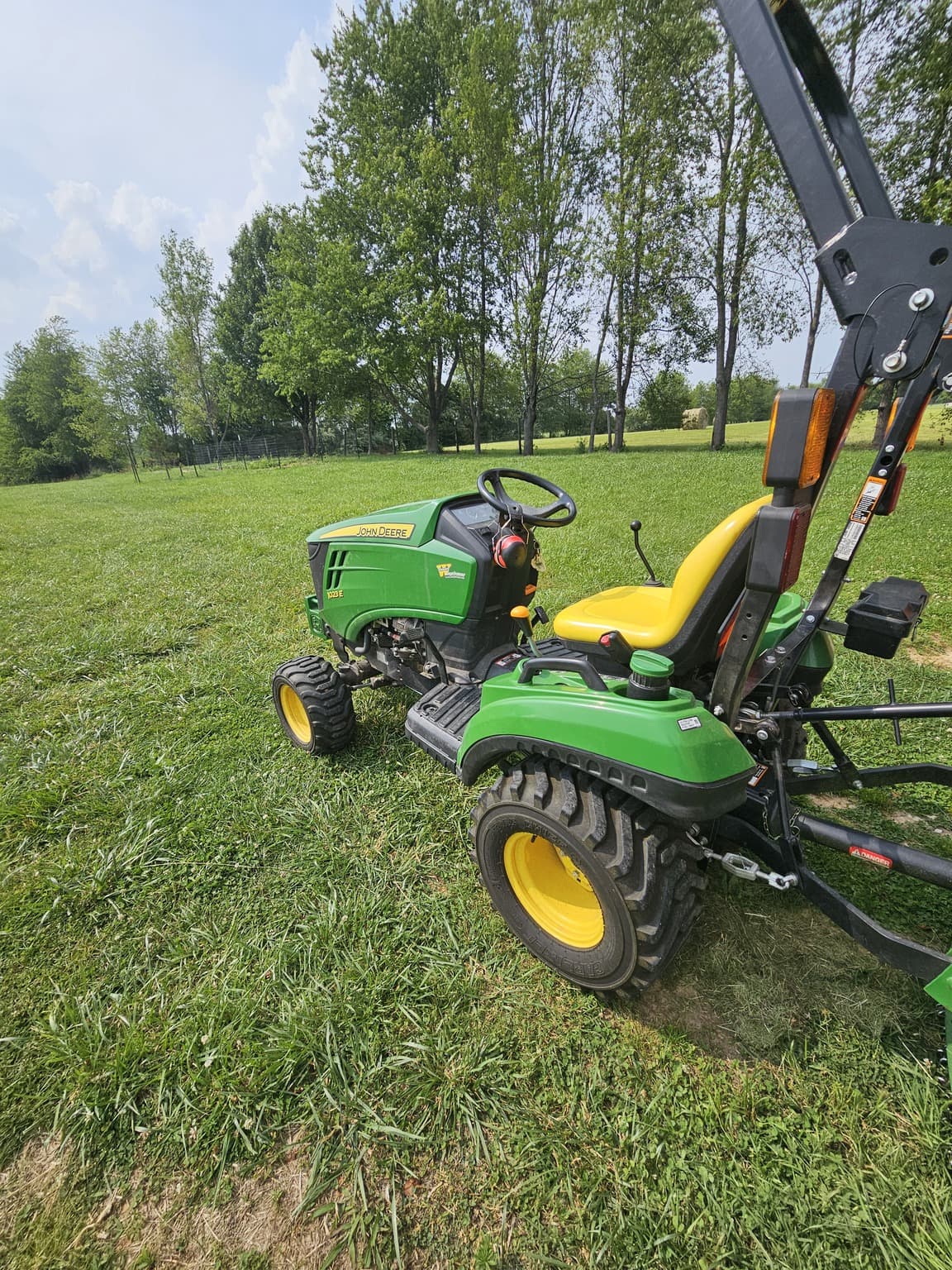 2019 John Deere 1023E Image