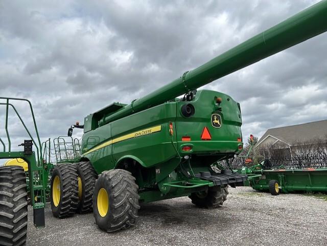 2020 John Deere S790 Image
