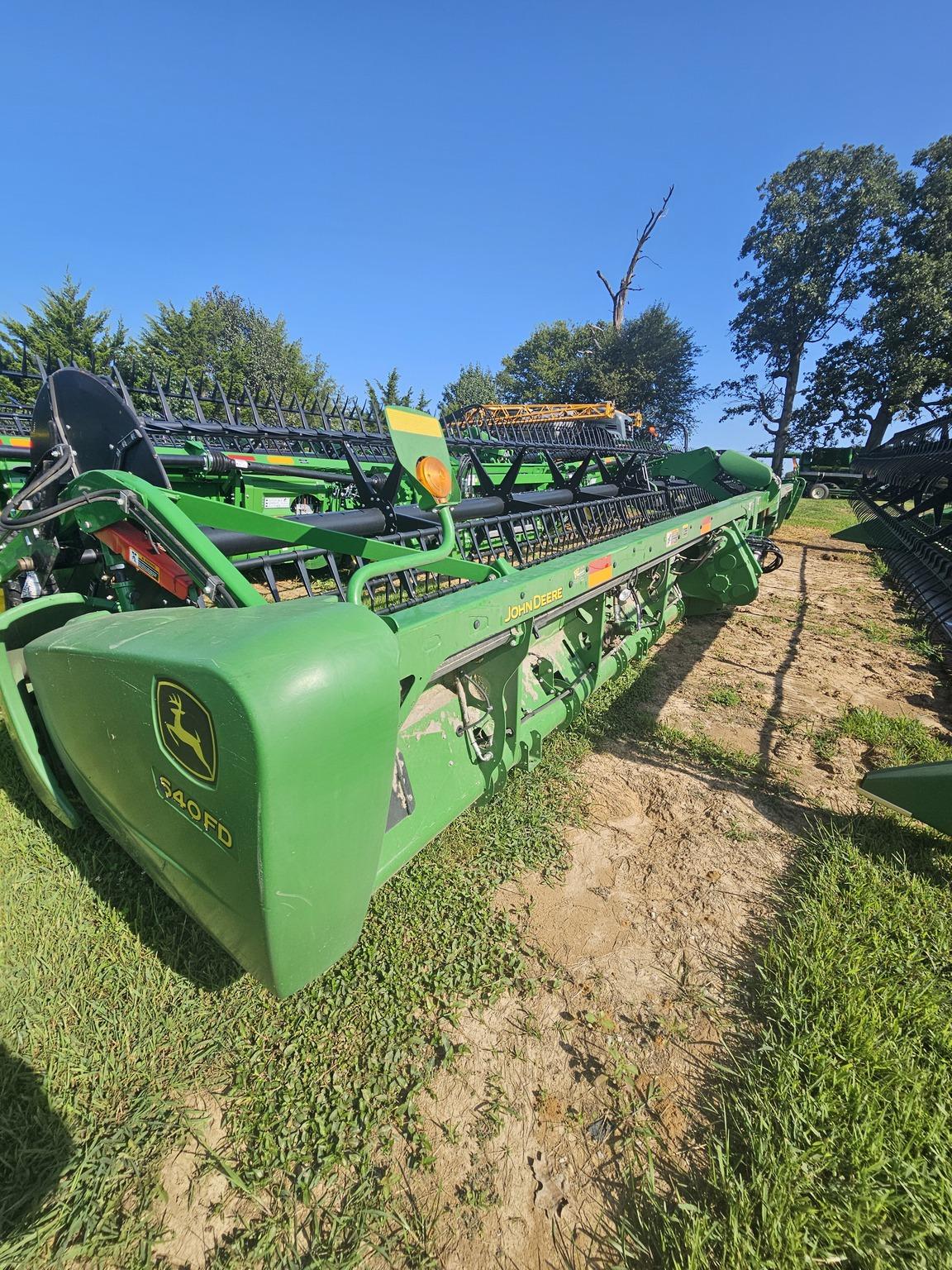 2016 John Deere 640FD