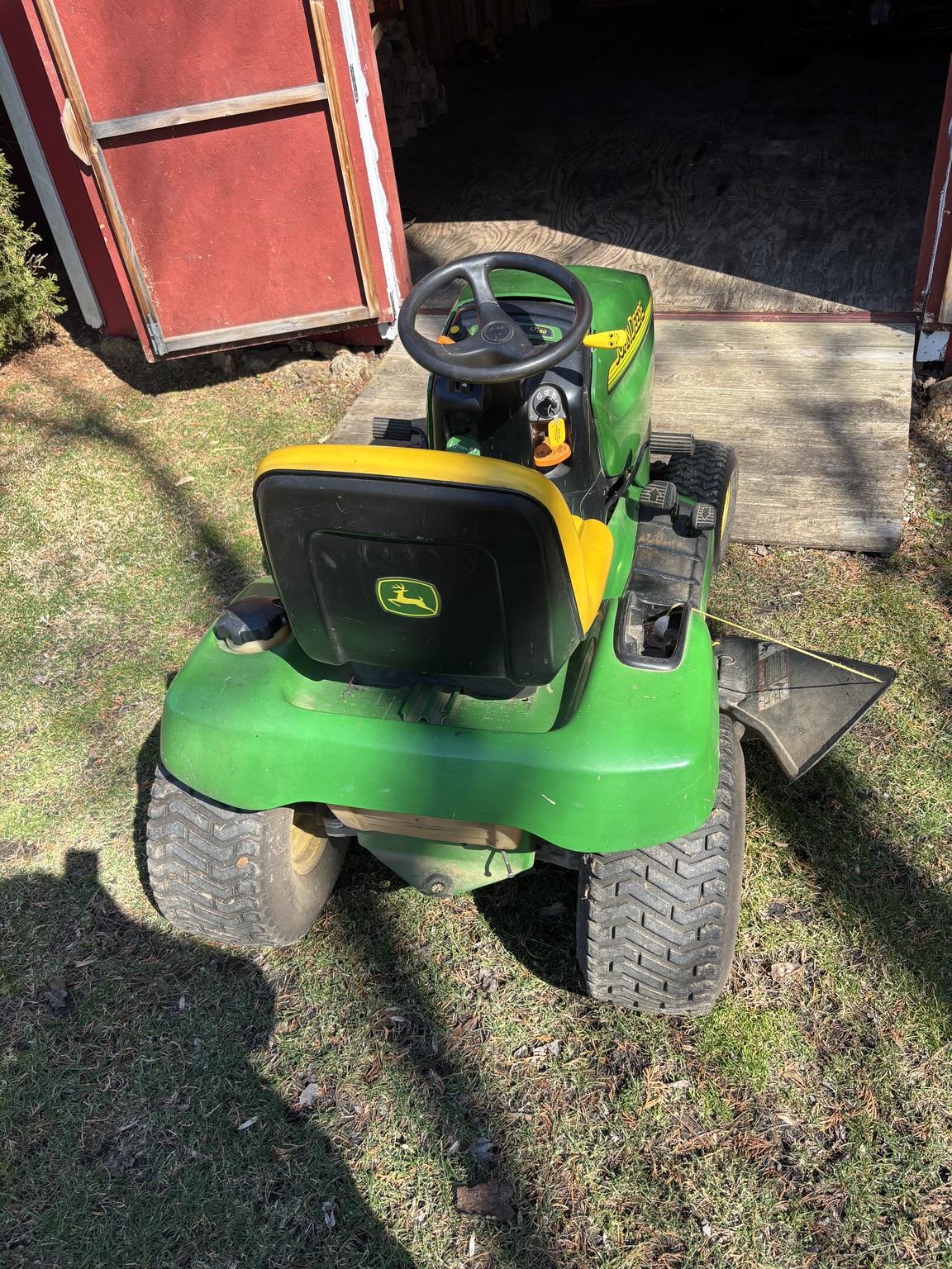 2005 John Deere LT150 Image