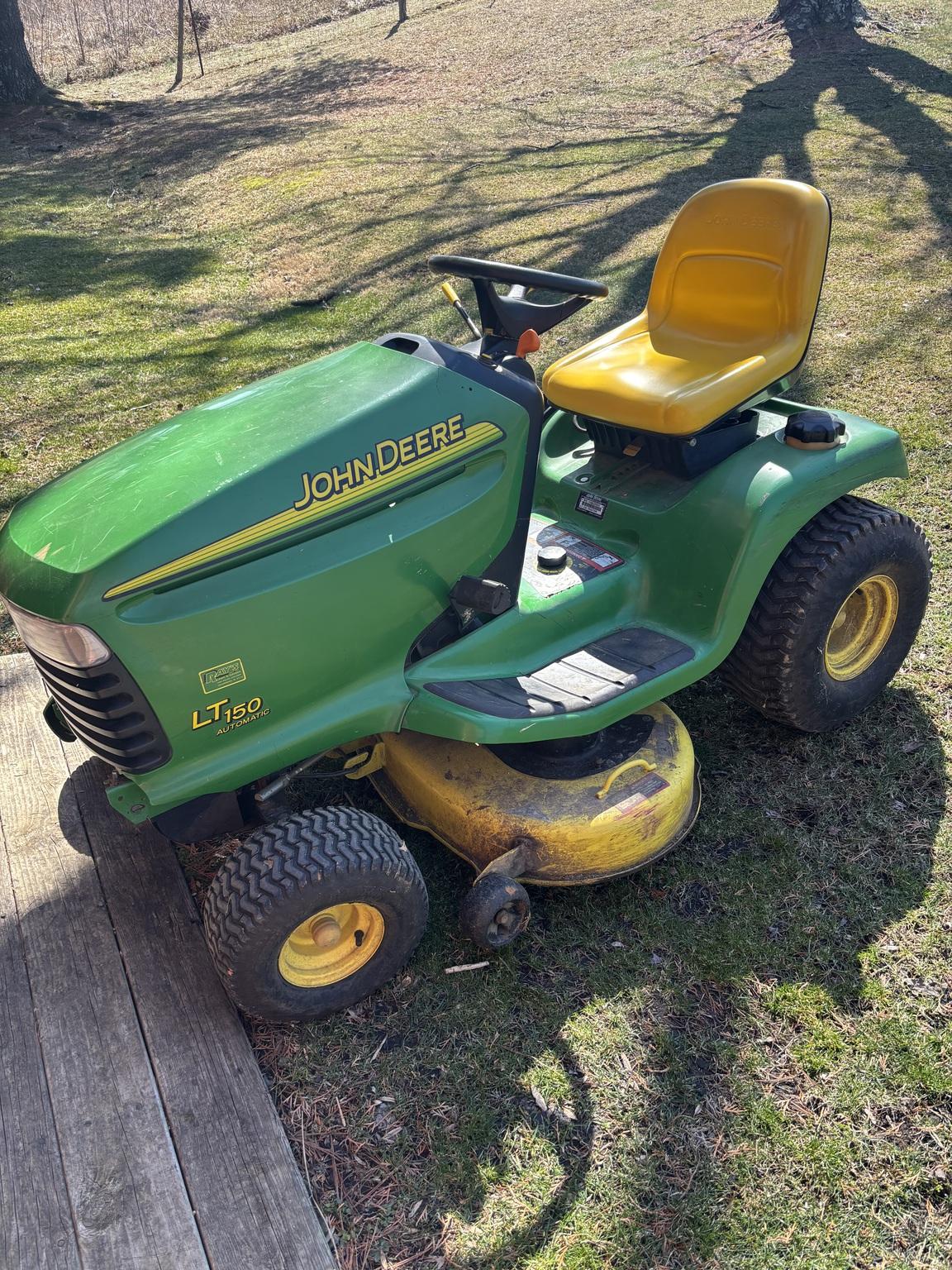 2005 John Deere LT150 Image