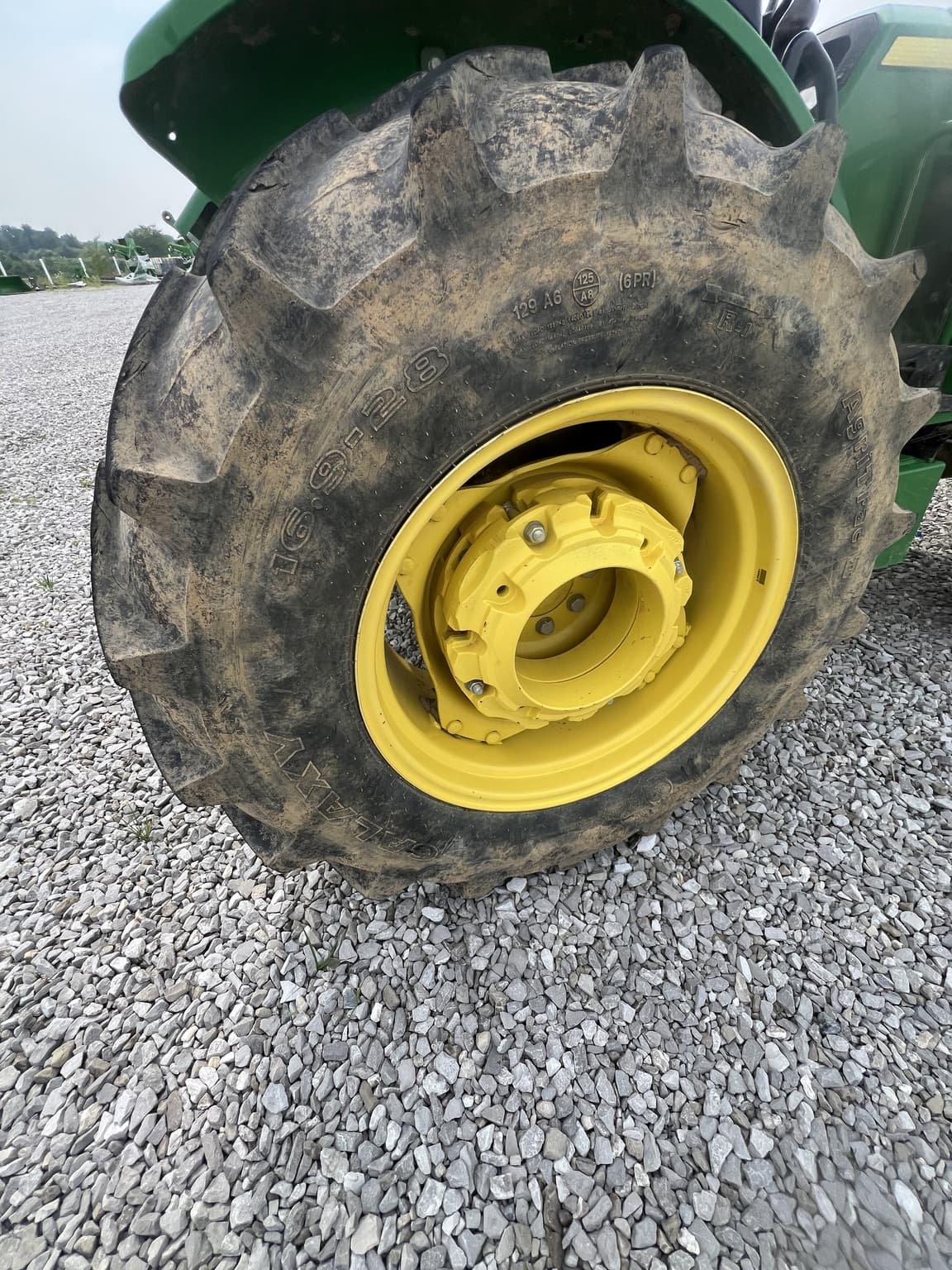 2020 John Deere 5075E Image