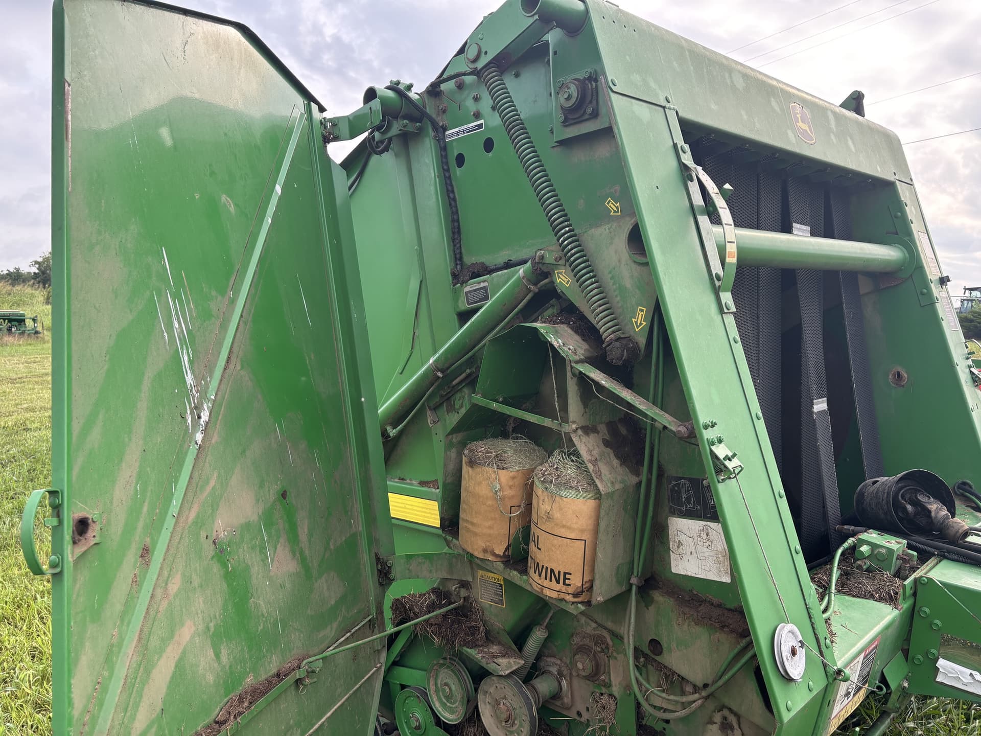 2003 John Deere 557 Image