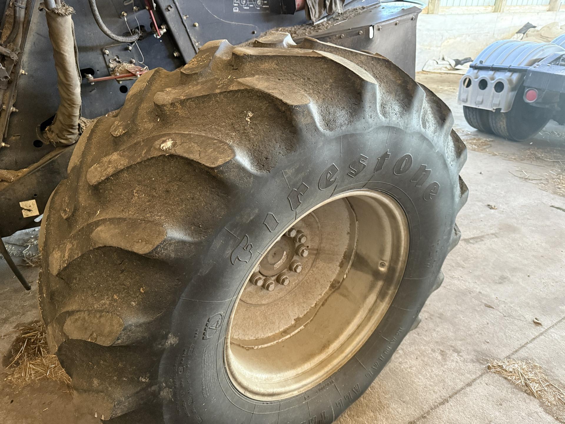2009 Case IH 6088 Image